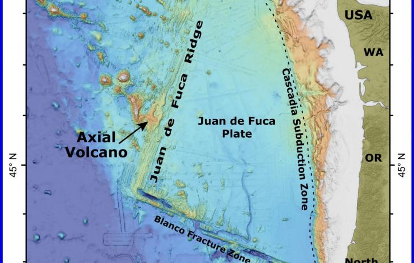A map shows the location of Axial Seamount off the coast of Oregon