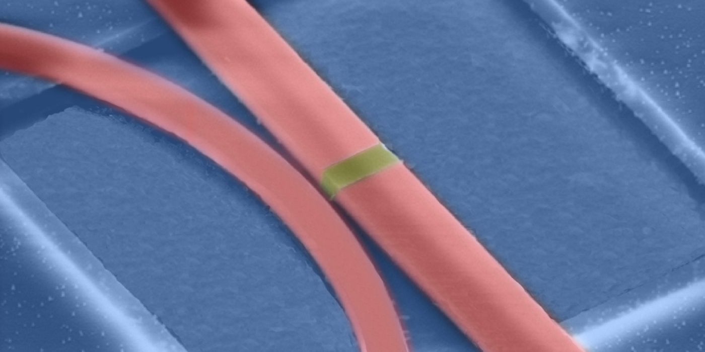 A representation of the GST memory chip atop a fiber optic connection.