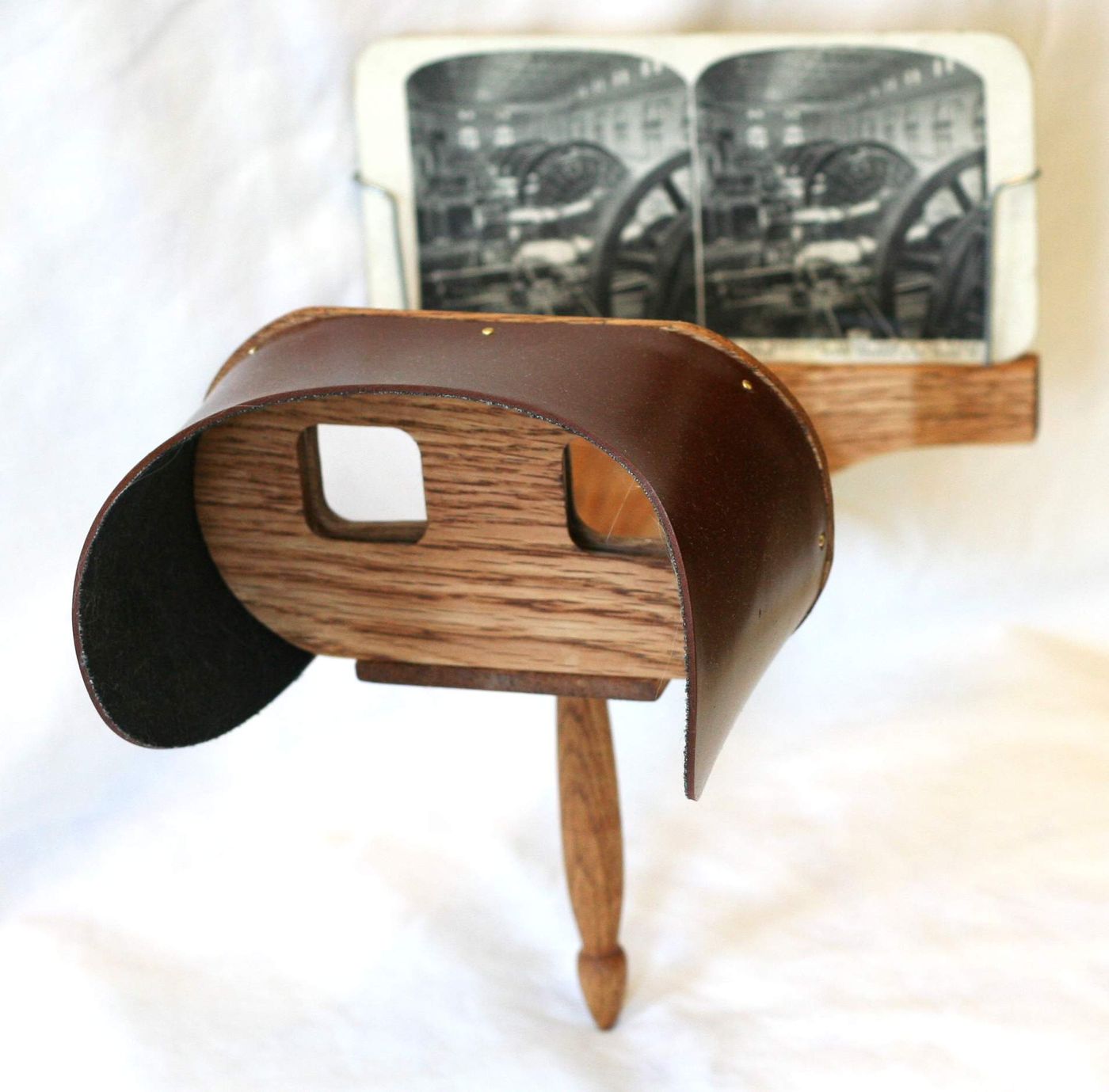 stereoscope, credit: public domain