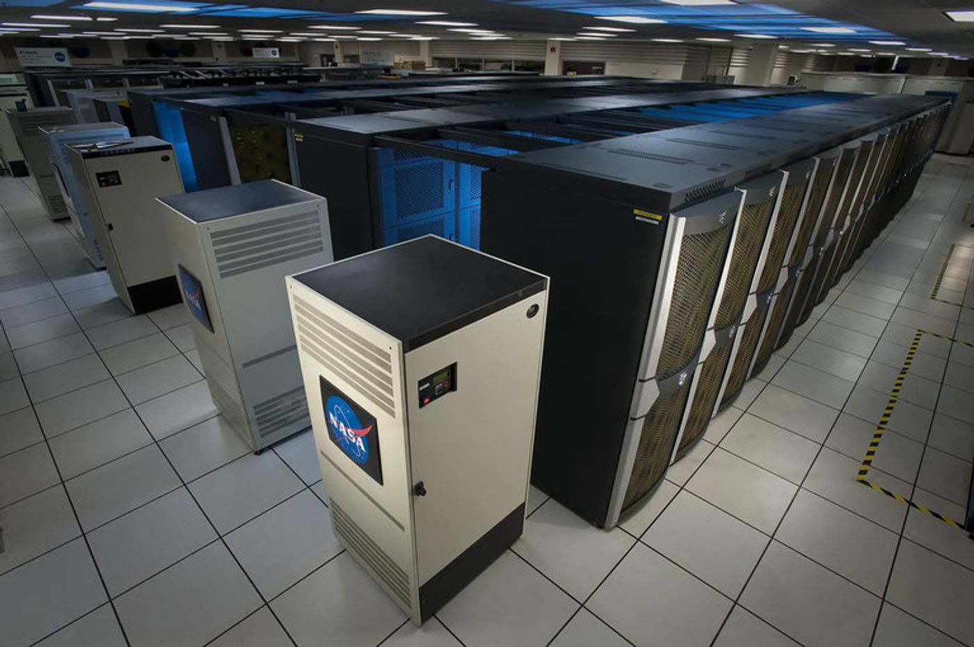 An illustration of a NASA supercomputer.