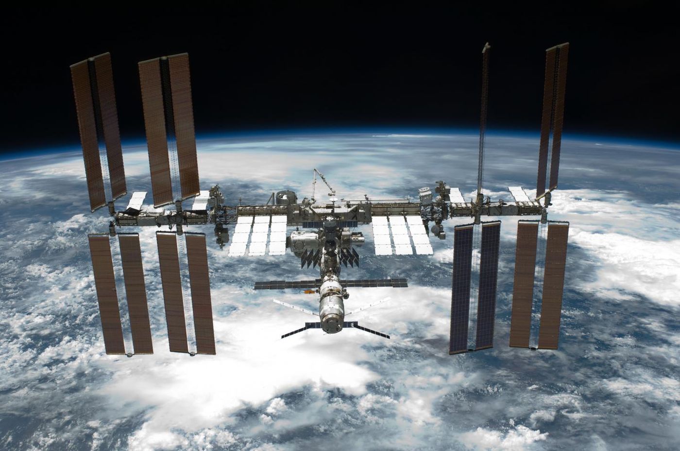 Astronauts aboard the International Space Station experience decreased physical fitness because of a decrease in the way oxygen moves through the body. Credit: NASA