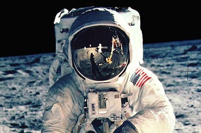 New research suggests following an astronaut's training program could improve cancer patients' cardiorespiratory systems during treatment. Photo: The Mirror