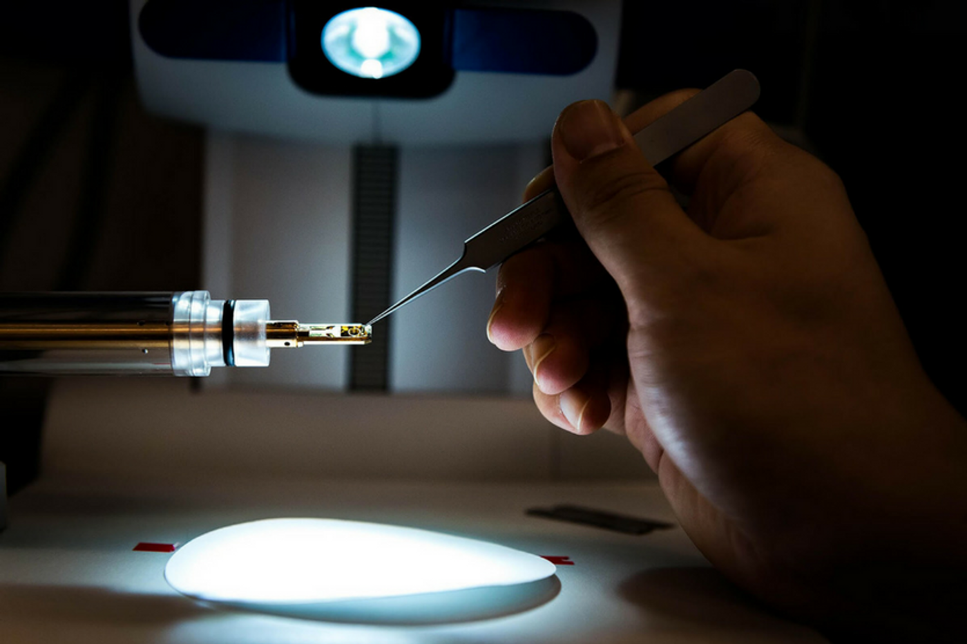 A sample is readied for analysis using a transmission electron microscope. Credit: Marshall Farthing/ Purdue.