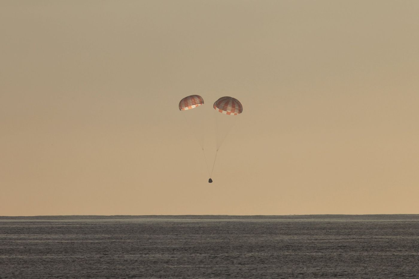 SpaceX Dragon capsule returns to Earth Sunday after almost a month in space.