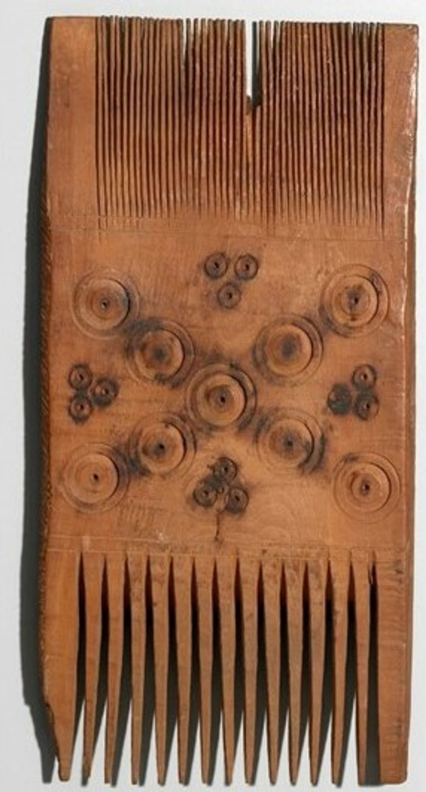 4th c. Egyptian Comb. Digital image courtesy of the Getty's Open Content Program.