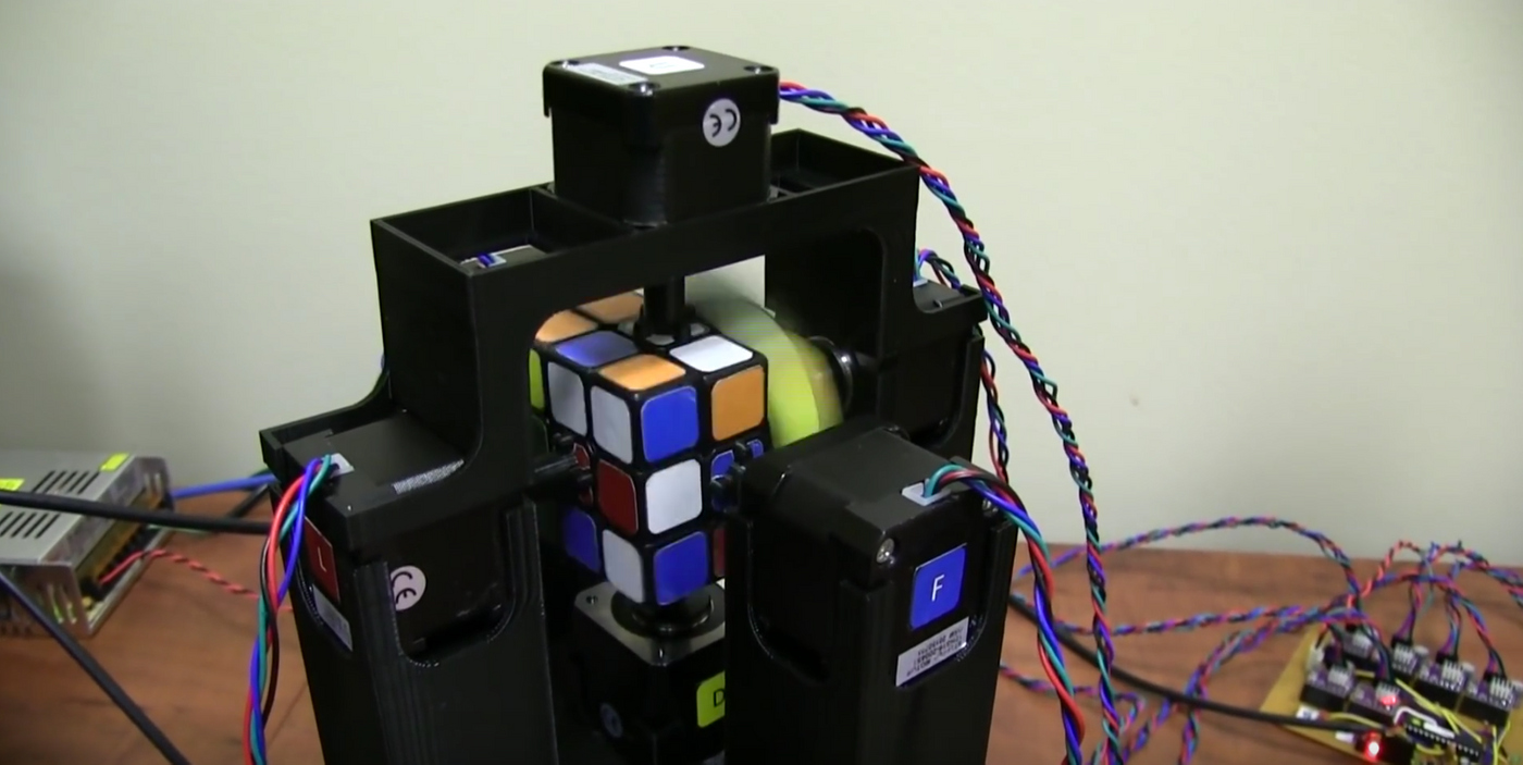 This new machine can solve a Rubik's Cube in under 1.2 seconds.