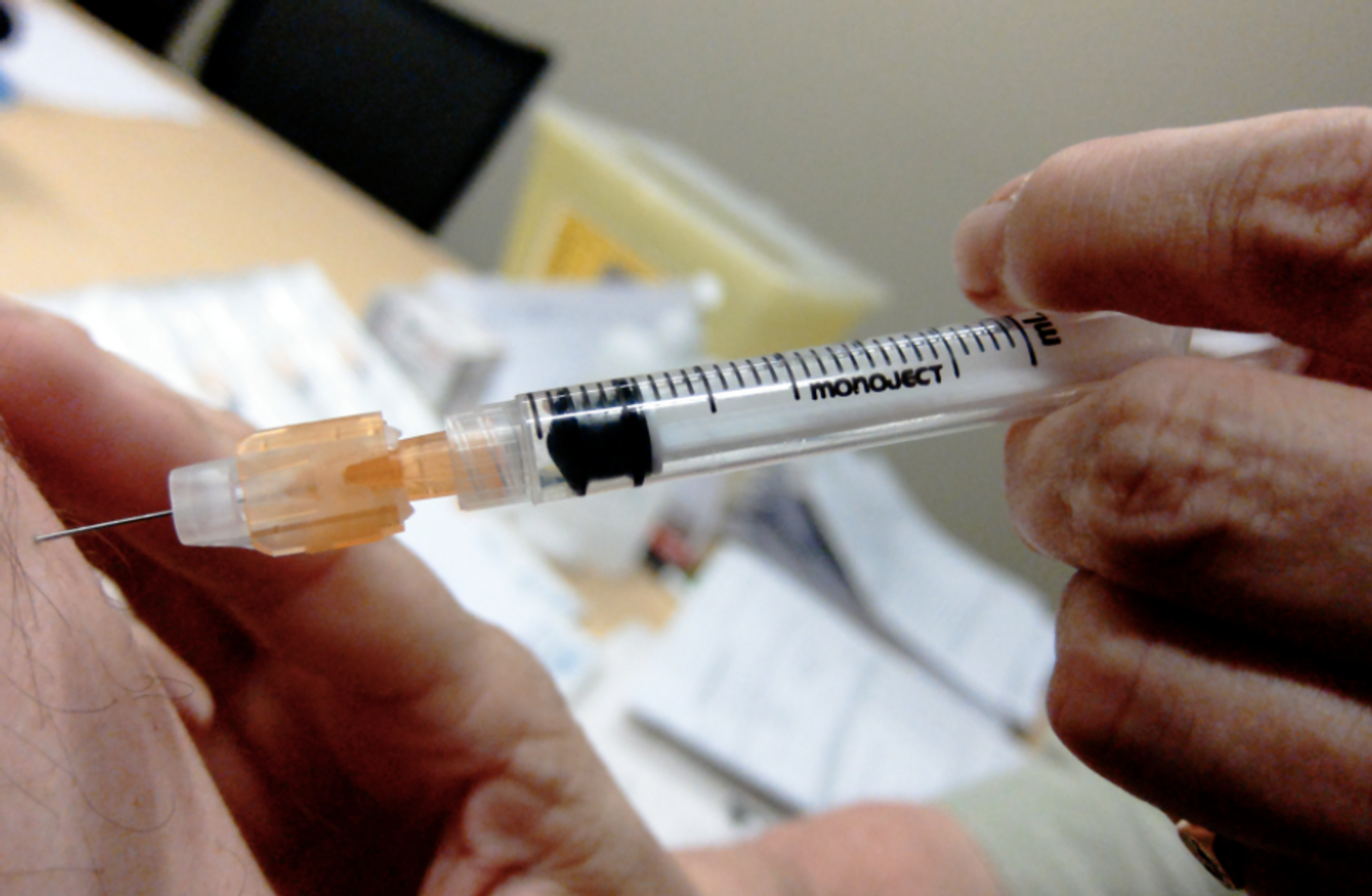 A Flu Vaccination / Credit: Wikimedia Commons / Daniel Paquet
