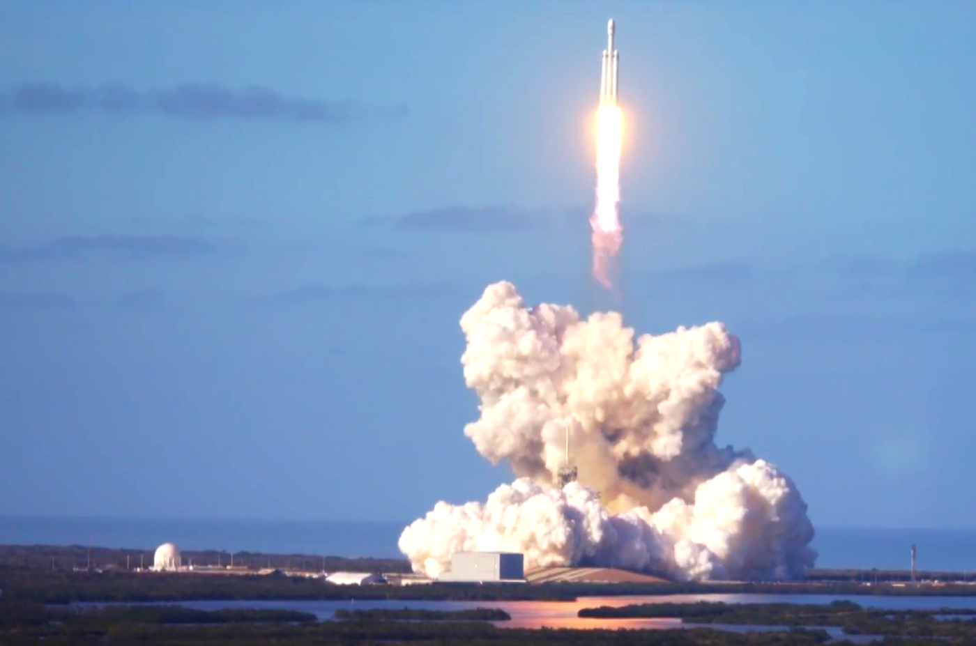 SpaceX's Falcon Heavy rocket as it blasted off from launch pad 39A in Cape Canaveral on Tuesday.