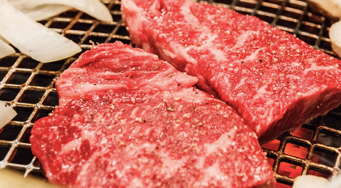 Non-synthetic wagyu meat on a grill / Image credit: Max Pixel