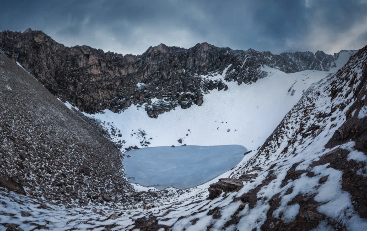 Roopkund Lake / Credit: Photo by Atish Waghwase / Harney et al Nature Communications 2019