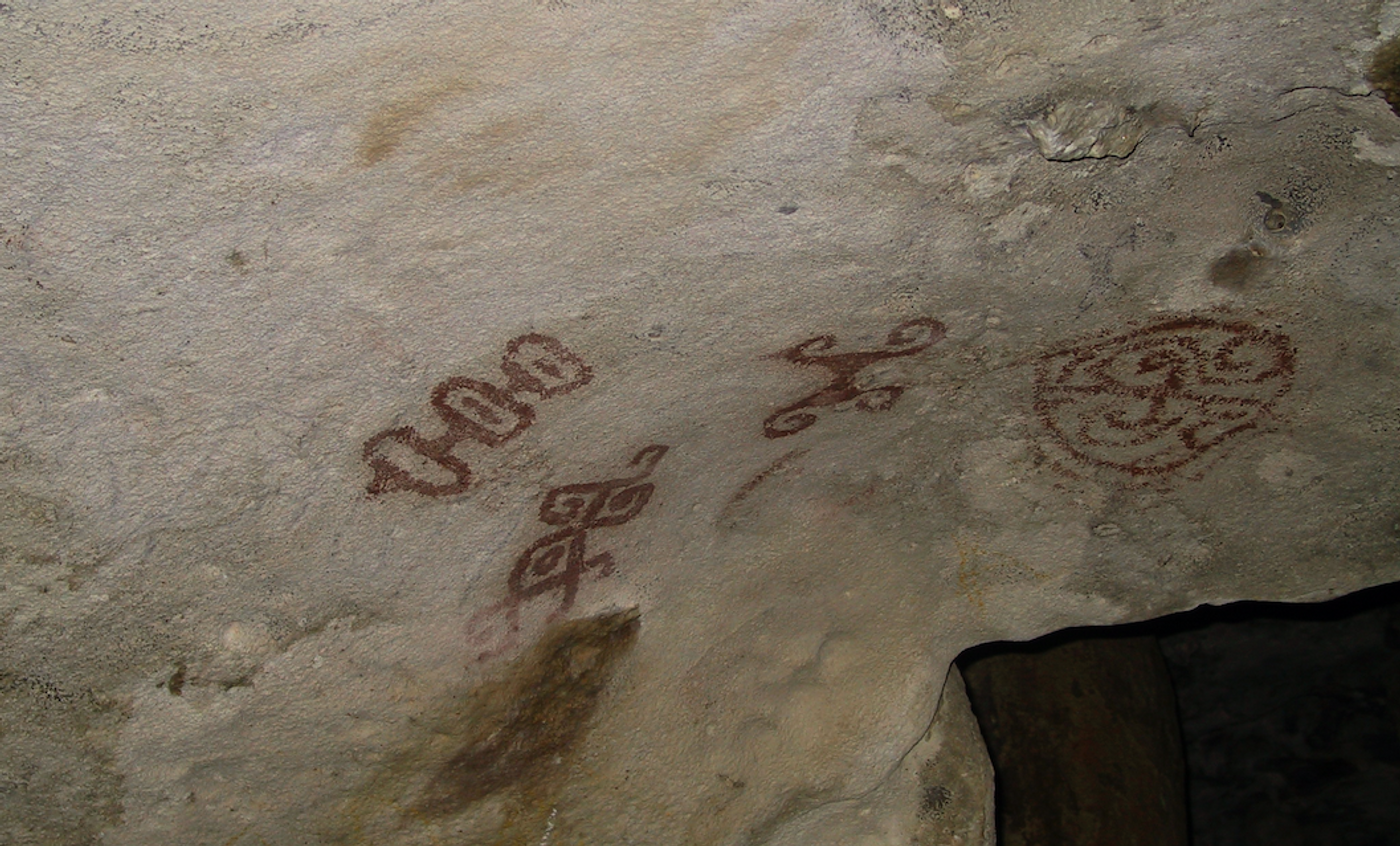 Cave paintings in Aruba / Credit: Carmen Leitch