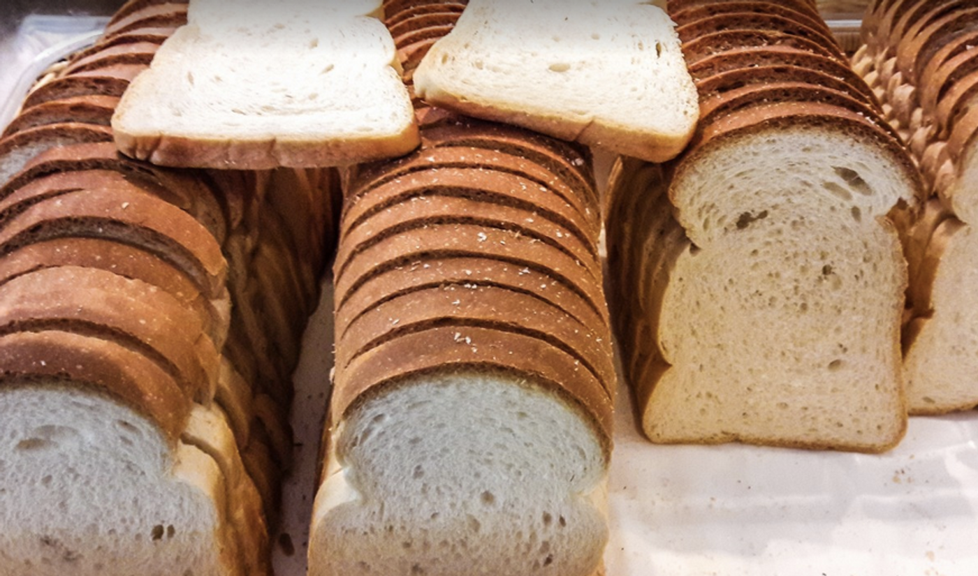 Many breads are supplemented with folic acid. / Image credit: Pxhere
