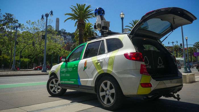 An Aclima-equipped Google Street View car in Oakland, California. Photo: ACLIMA