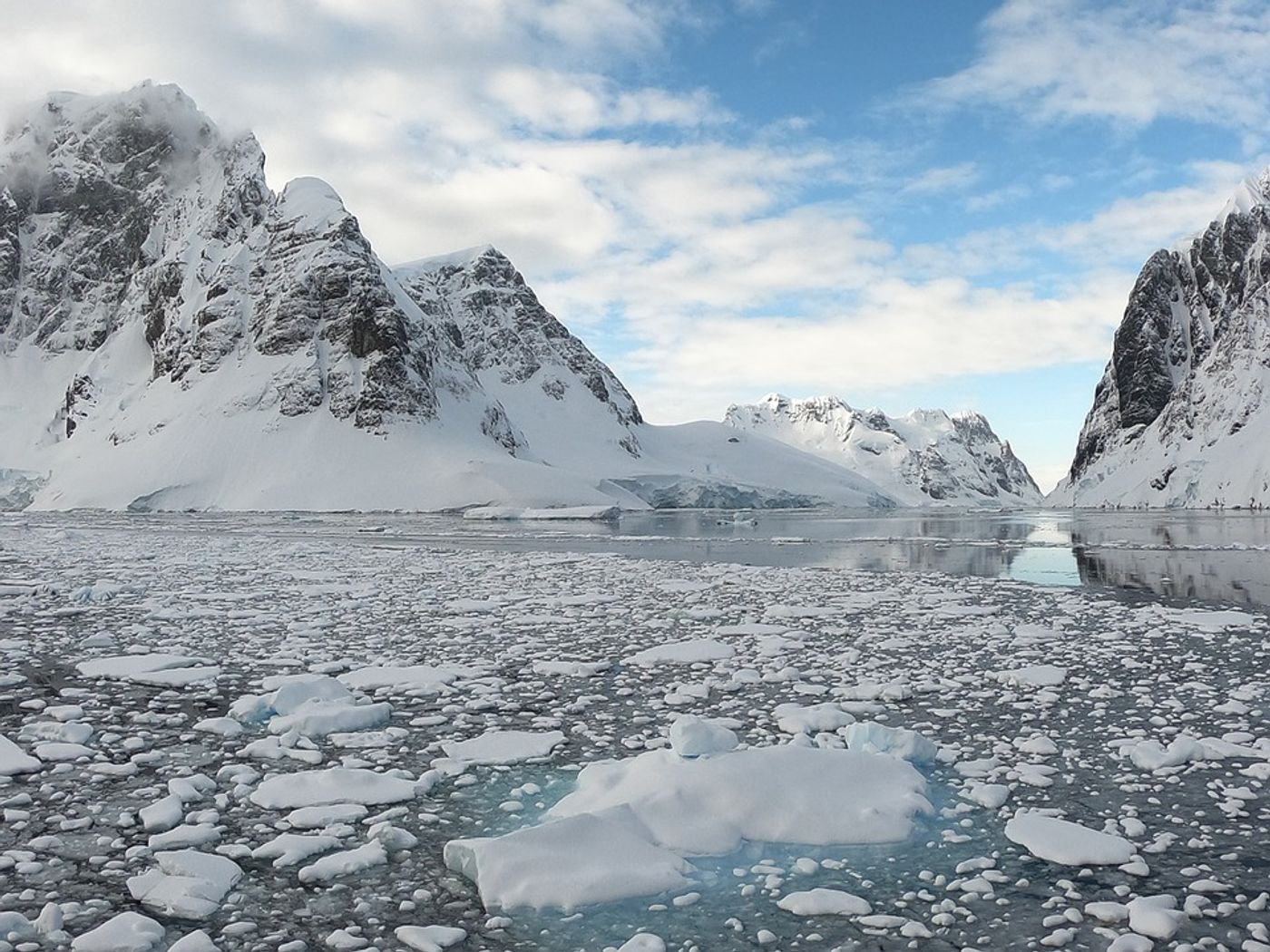 Is the calving of the Brunt Ice Shelf a result of climate change in Antarctica? Photo: Pixabay 