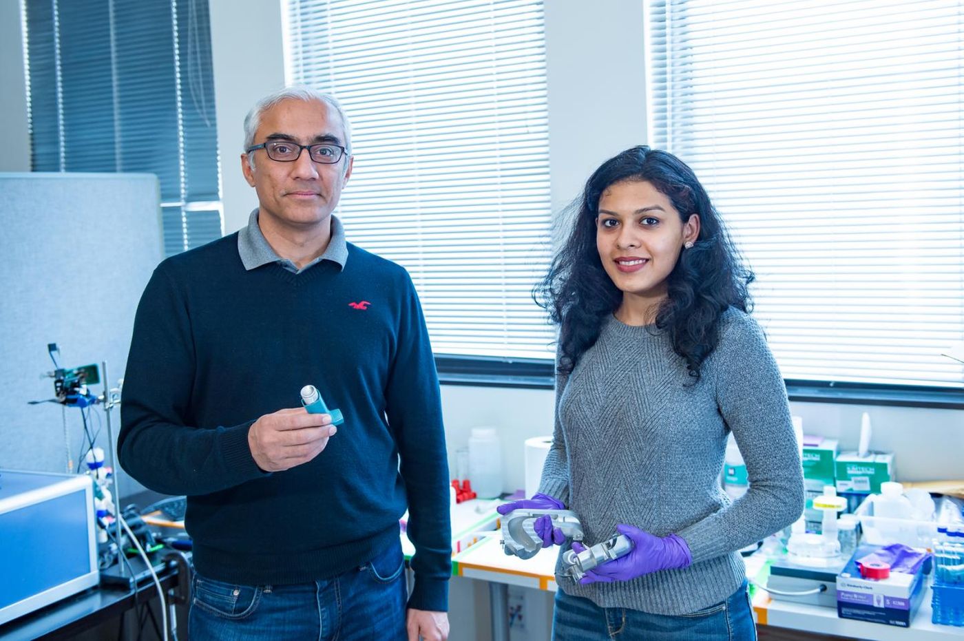 Rice University Scalable Health Lab researchers Ashutosh Sabharwal and Rajoshi Biswas. Source:  Jeff Fitlow/Rice University