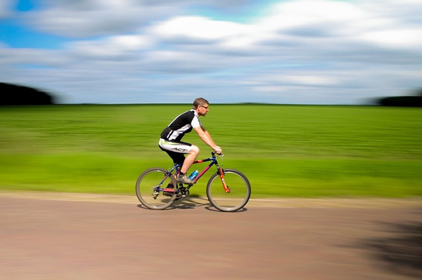 The normal weight men, regardless of their fitness level, were at a lower risk of death than the obese individuals in the highest quarter of aerobic fitness. 