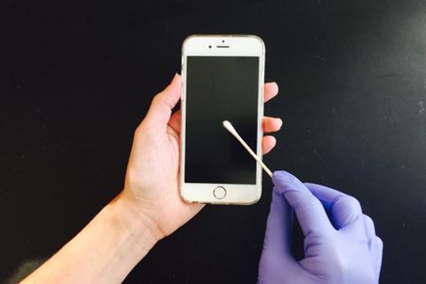 Molecular traces left on cell phones allowed UC San Diego researchers to construct lifestyle sketches of each phone's owner. / Credit: Amina Bouslimani and Neha Garg