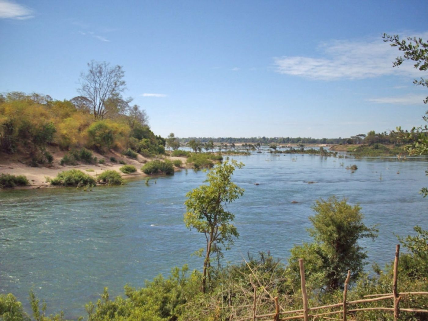 Location of the proposed Don Sahong dam on the Hou Sahong channel, Siphandone, Laos - 2008. Photo: International Rivers