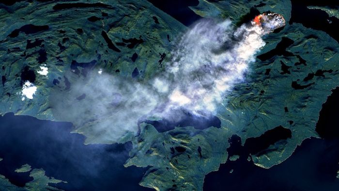 This satellite image shows the wildfire. Credit: European Space Agency