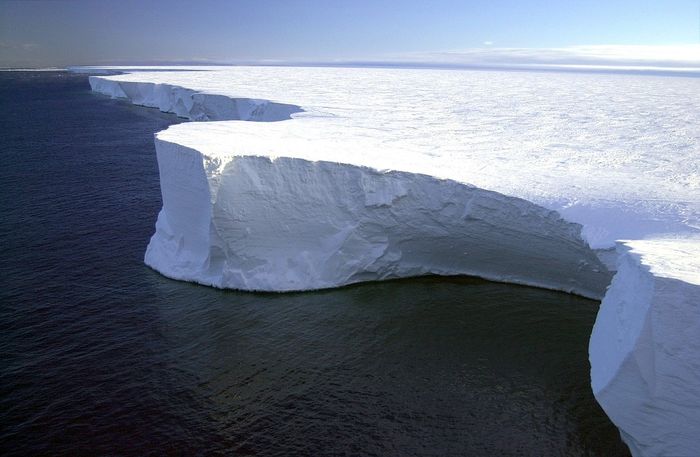 Should we implement a major engineering intervention to save the West Antarctic ice sheet? Photo: Pixabay