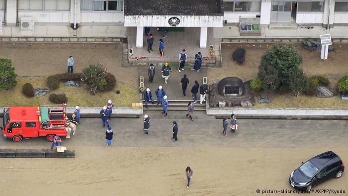 Flooding from the tsunami. Photo: Deutsche Welle