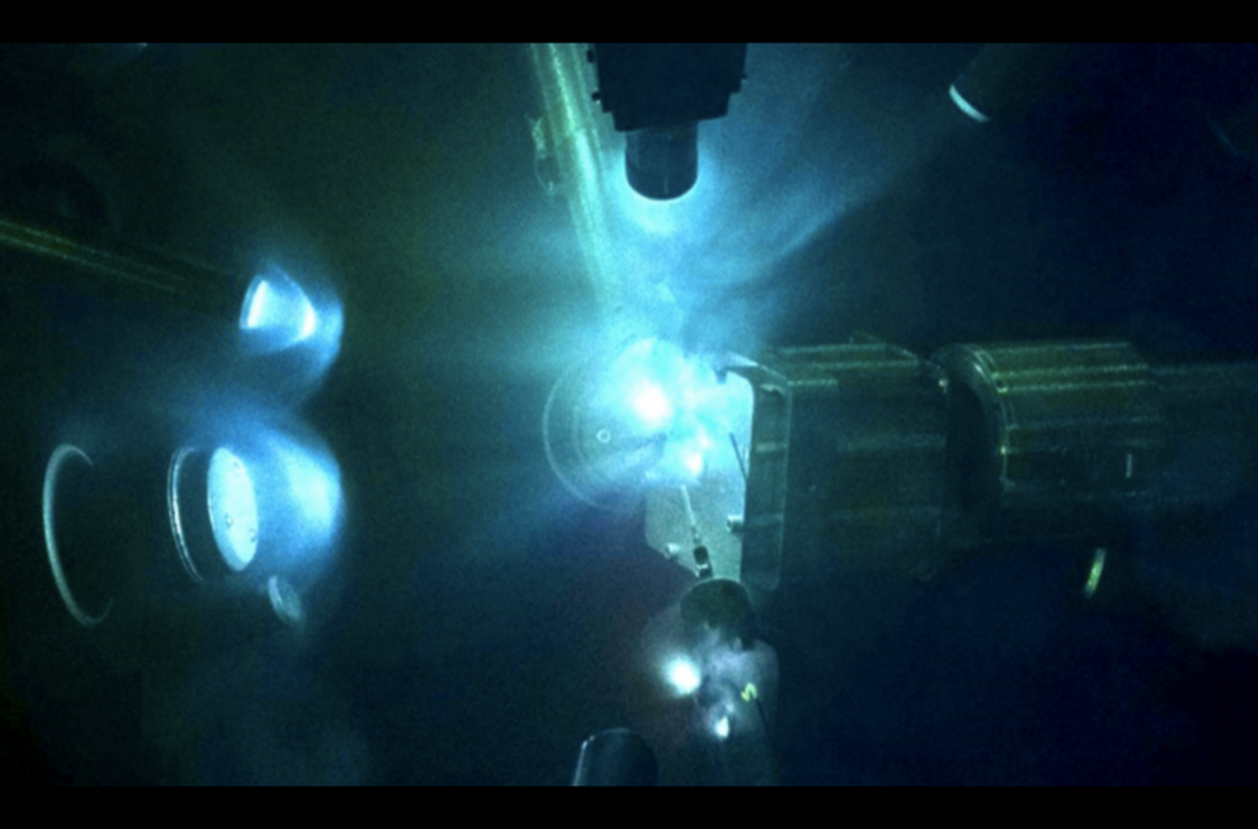 Inside the target chamber lasers were used to compress iron-silicon samples to mimic the ultrahigh pressures at the cores of super-Earths. (Laboratory for Laser Energetics)