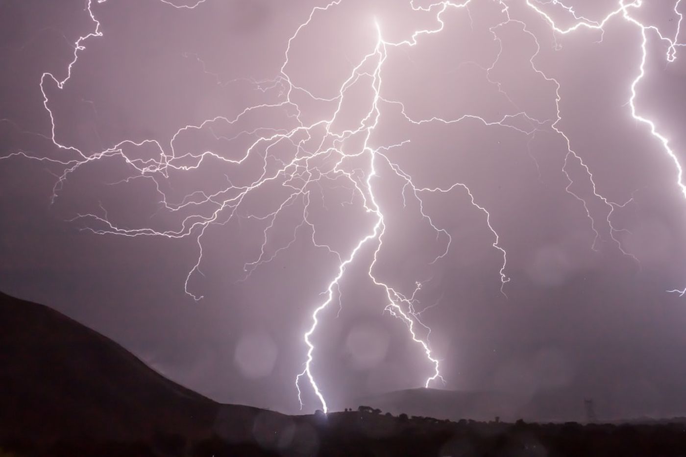 Scientists are still struggling to understand the dynamics behind superbolts. Photo: Pixabay