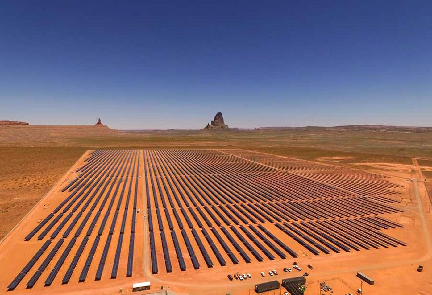 Kayenta Solar Project, credit: NTUA Facebook page (facebook.com/NTUAHome/)