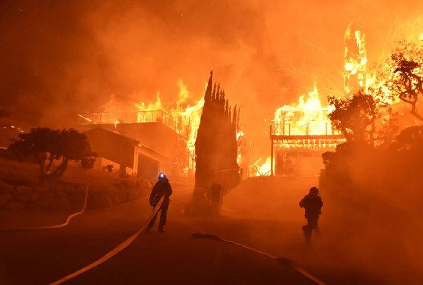 Roughly 4,000 firefighters are working to contain the Camp Fire. Photo: The New York Times