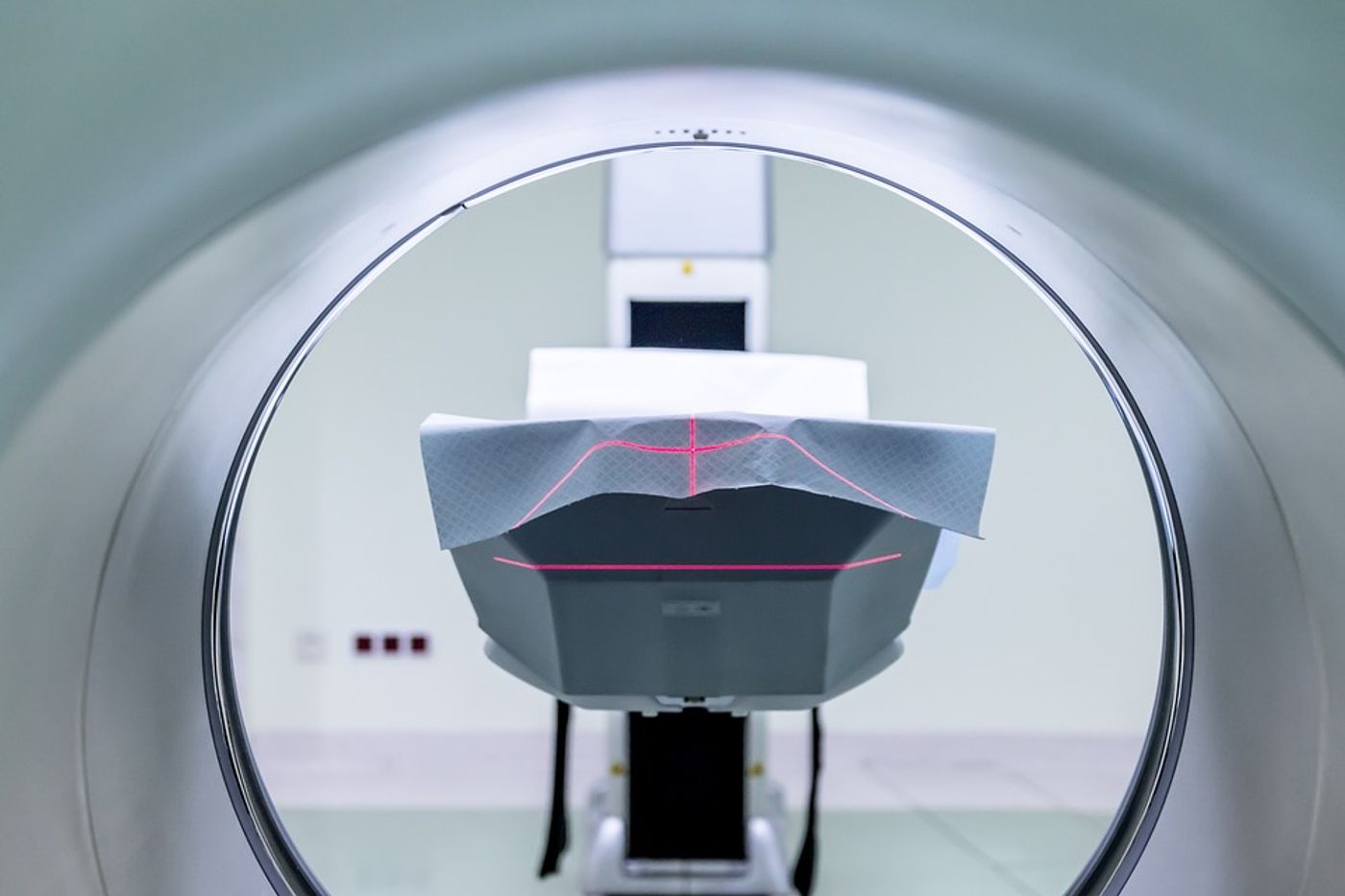 FLASH proton therapy proves to be effective in reducing the duration of radiation. Photo: Pixabay