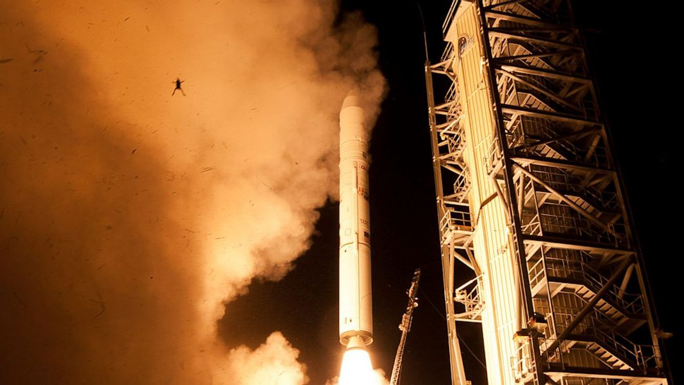 Launch of NASA's LADEE spacecraft from Wallops Flight Facility in Virginia on September 7, 2013, with an unlucky frog going airborne during liftoff. (Credit: NASA/Chris Perry)