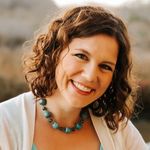 Completing the Human Genome: The Progress and Challenge of Satellite DNA Assembly