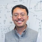 Dynamic evolution of unstable genomes: insights from in vitro experiments and cancer genome analysis