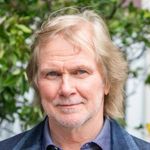 Keynote Presentation: Second Harmonic Generation Detection of Ras Conformational Changes and Discovery of a Novel Small-Molecule Binder