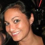 通过对比自动化细胞扩增方法与人工方法来分析扩增骨髓间充质干细胞(MSC)的成本效益