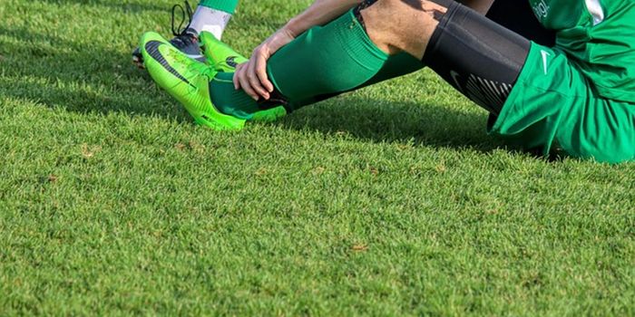 Poor Nutrition Increases Injury Risk, Especially in Female Athletes