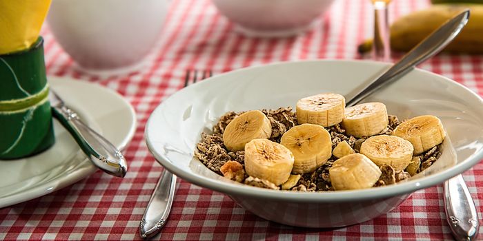 Feeling Bloated? A High-Fiber, Protein-Rich Diet May be to Blame