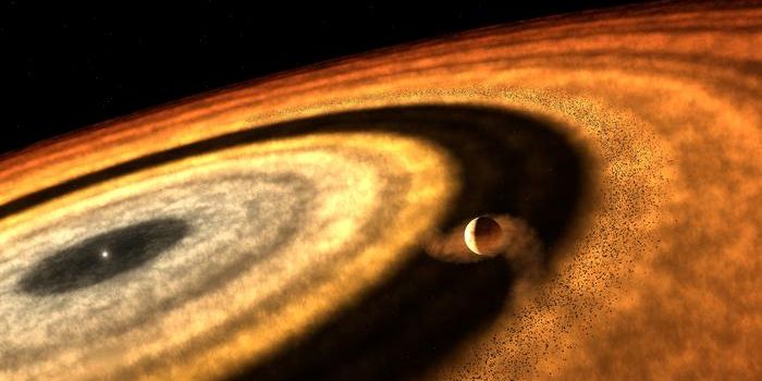 JWST Reveals Clues to the Origins of Ultra-Hot Exoplanet WASP-121b