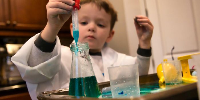 How to Evaluate a Chemistry Tutor for Your Child
