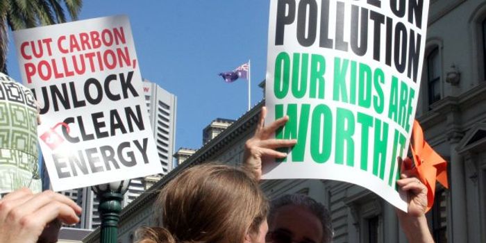 MA moves toward carbon tax