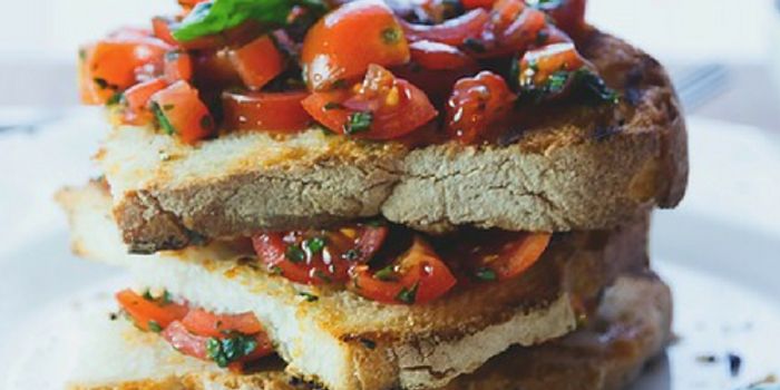 Does the Mediterranean Diet Keep Your Brain Healthy?