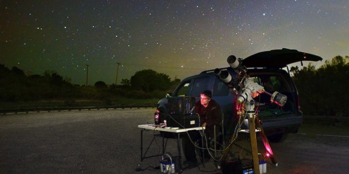 Astrophotographer Captures Footage of Elon Musk's Tesla Roadster in Space