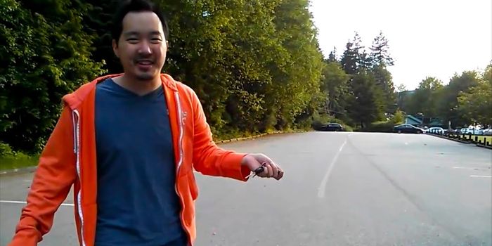 This Guy Uses His Head to Extend the Signal of His Car Remote