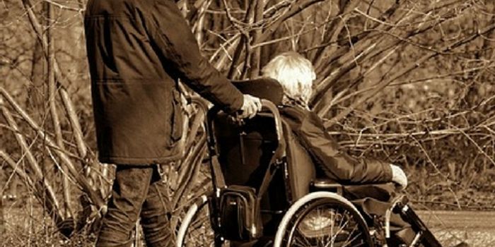 How Obesity and Weight Loss Both Spell Trouble for Arthritis Patients