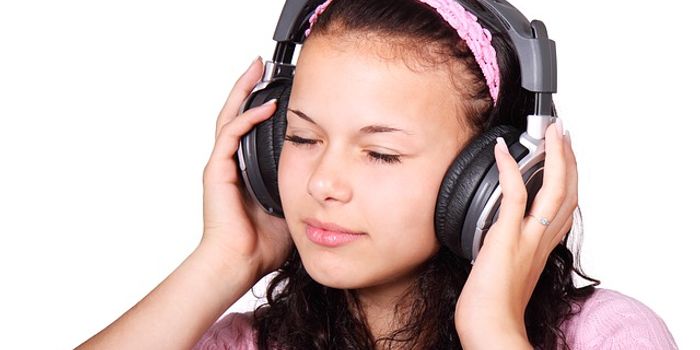 Music Helps Ease the Anxiety of Awake Eye Surgery