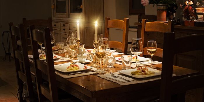 The Downside of Eating Late