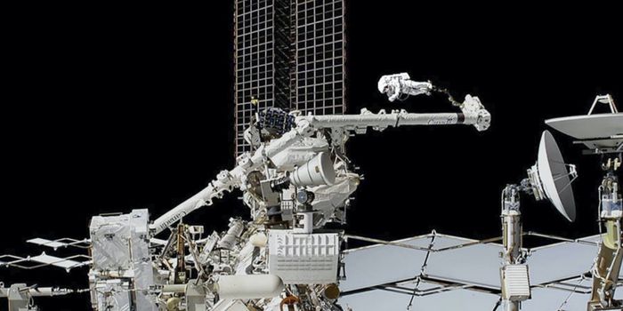 Spacewalking Astronauts Attempt to Fix AMS-02's Cooling System