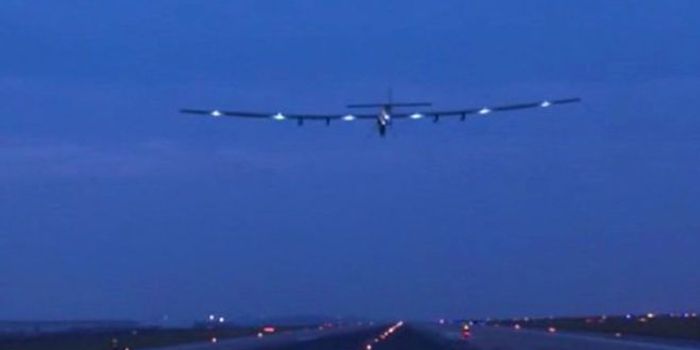 Solar plane aims for Chinese coast