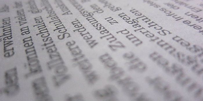 Do Rose Colored Glasses Help The Brain Process Information?