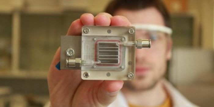 How to Make Hydrogen Gas from Air Pollution